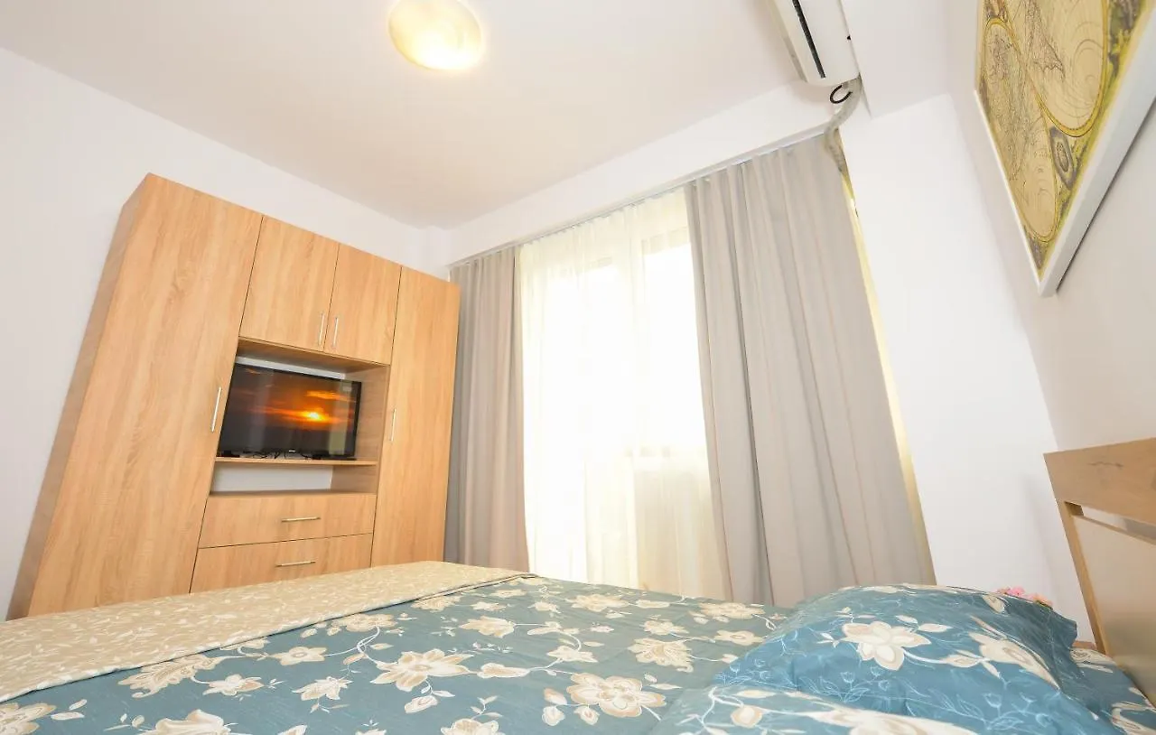Old Town 2 Rooms New Apartment Bukarest