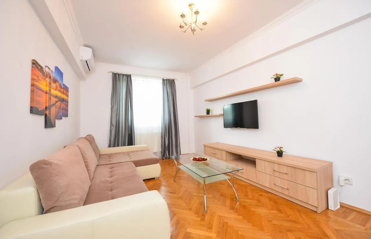 Old Town 2 Rooms New Apartment Bucharest