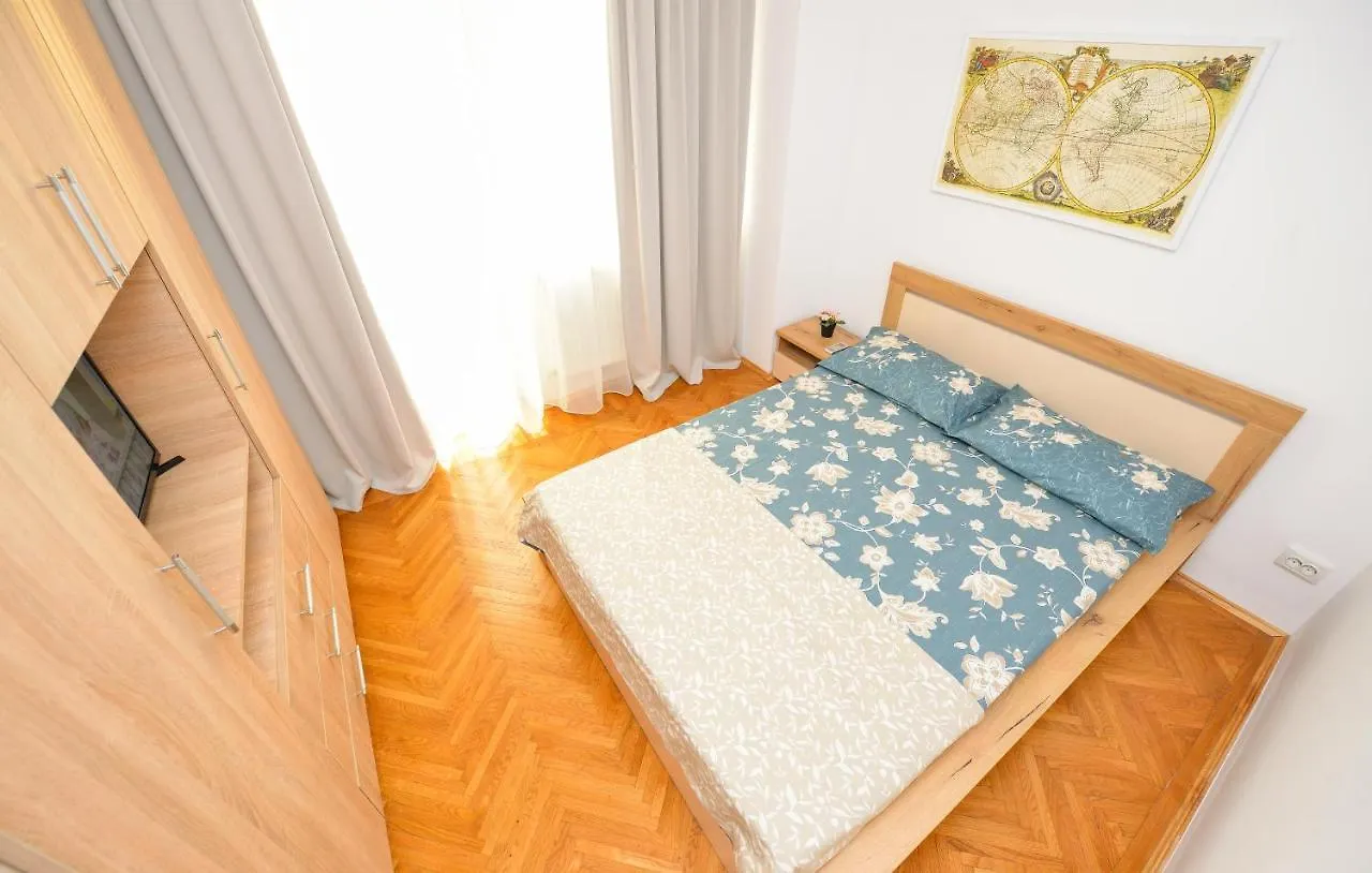 Old Town 2 Rooms New Apartment Bucharest