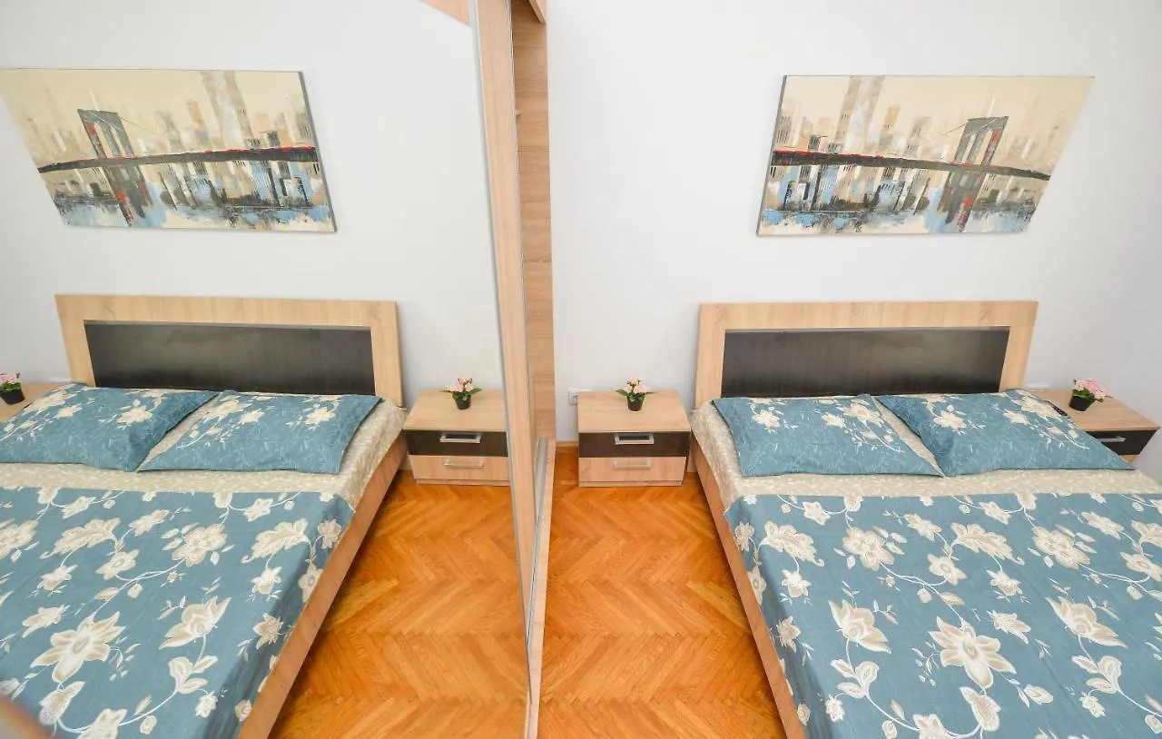 Old Town 2 Rooms New Apartment Bucharest 0*,