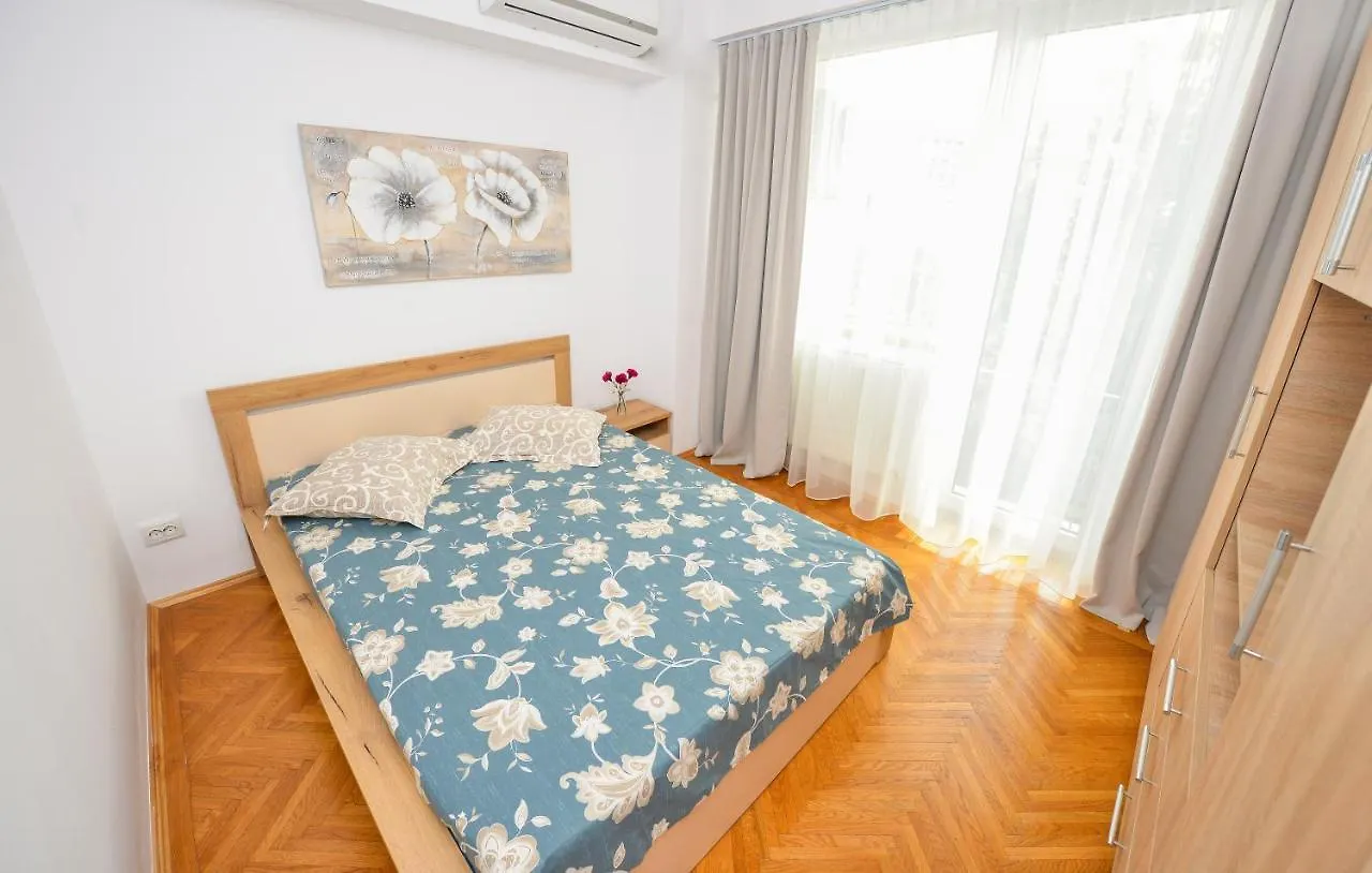Old Town 2 Rooms New Apartment Bucharest