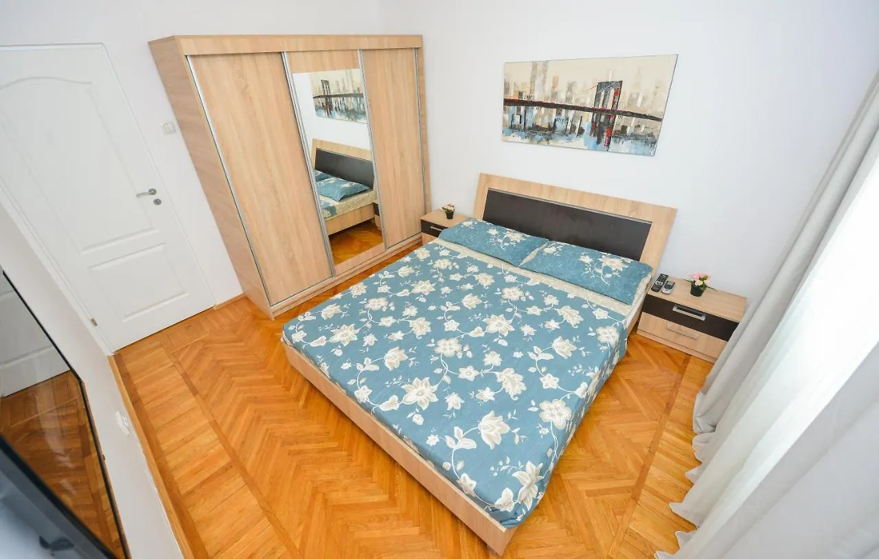 Old Town 2 Rooms New Apartment Bucharest