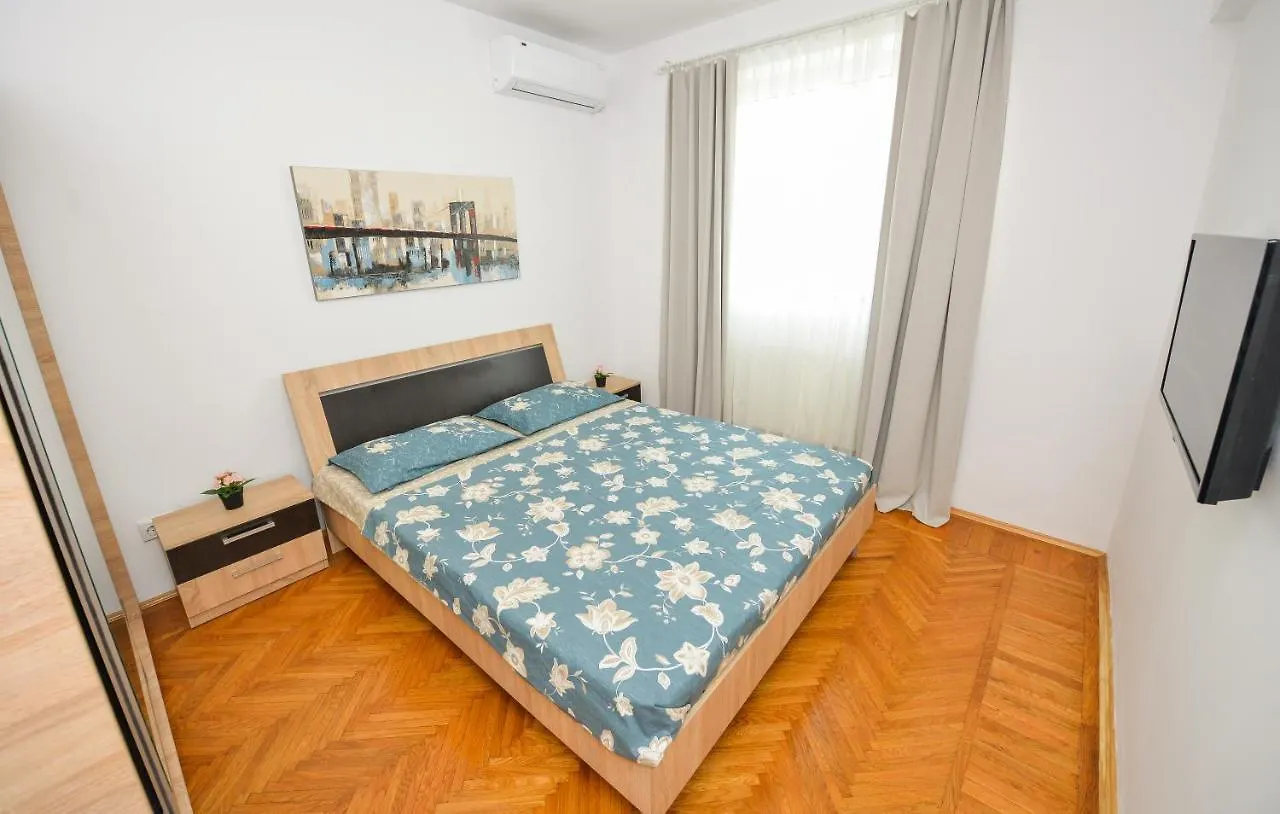 Old Town 2 Rooms New Apartment Bucharest
